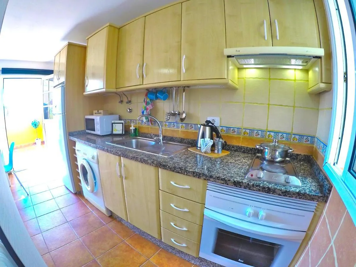 Apartamentos Ester Santa Cruz de Tenerife 0*,  Spain